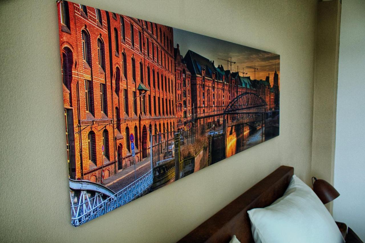 Neu! Einmaliges Loft Im Binnenhafen - Hafenblick! Hamburg Exterior photo